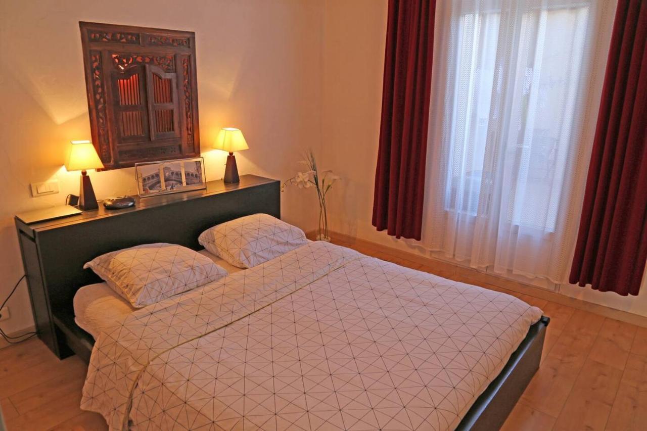 Grand Appartement Sur Canal A 2 Pas Du Centre Ville De Sete Exterior photo